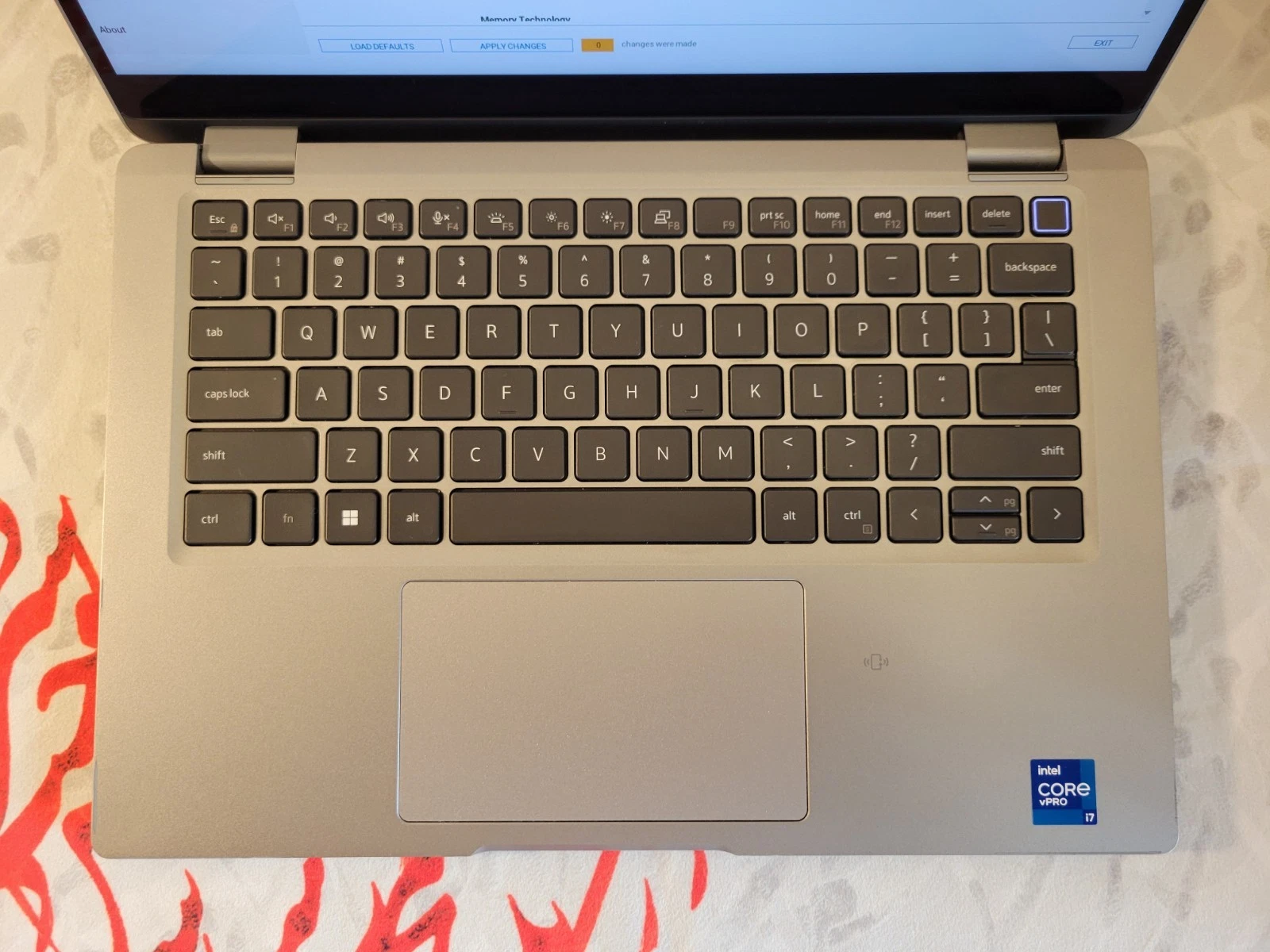 DELL Latitude 5320 (2-in-1) Core I7-1185G7, Ram 16GB, SSD 256GB, LCD 13.3inch FHD